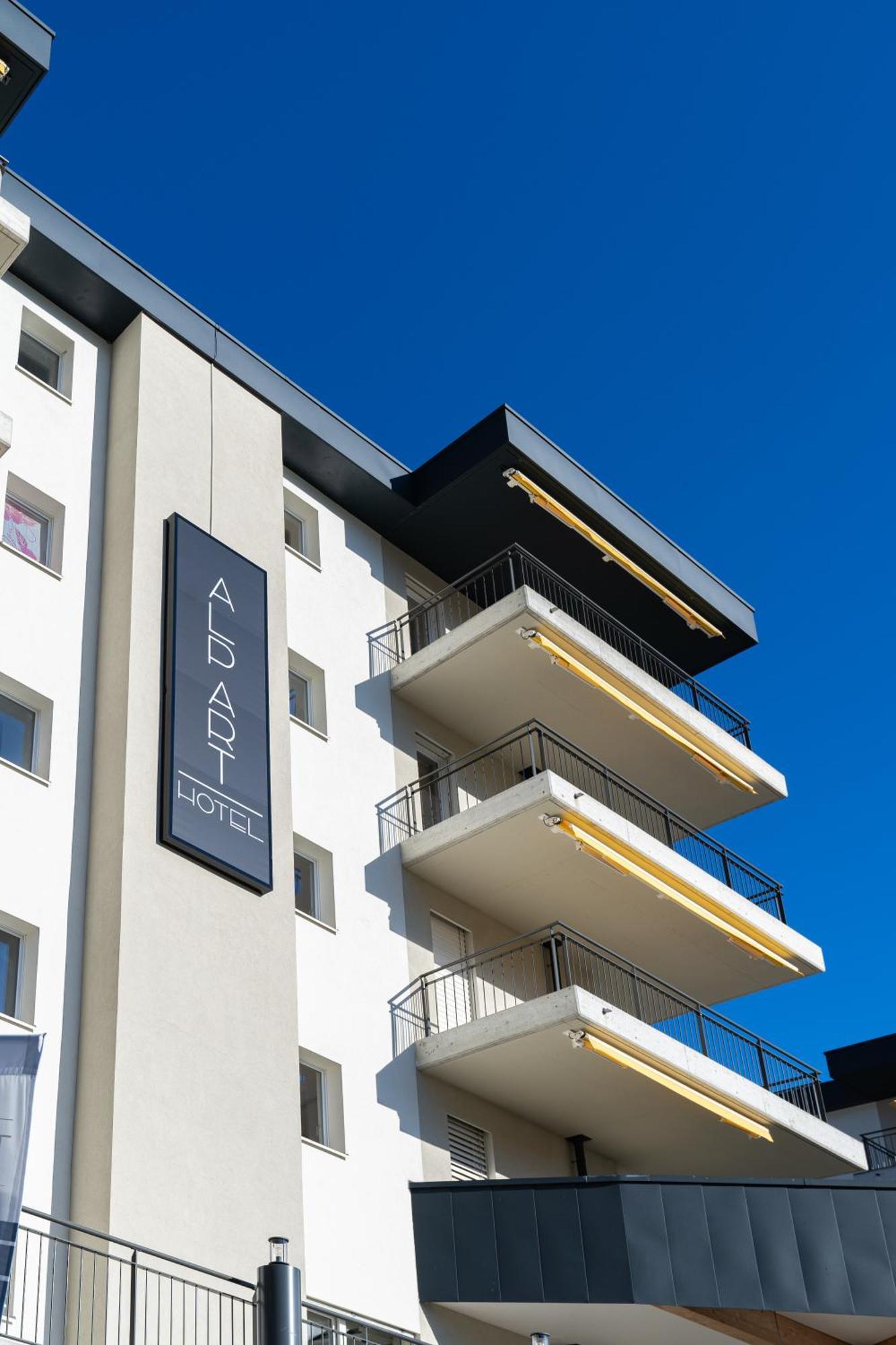 Alp Art Hotel Monthey Collombey-Muraz Exterior photo